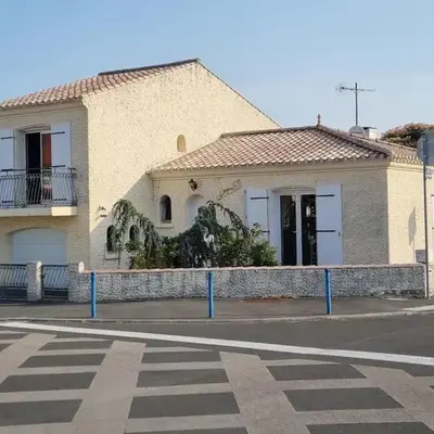 Agréable maison au cœur de St Hilaire
