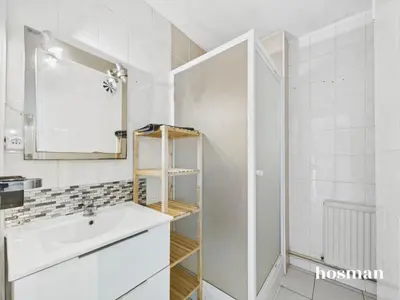 Salle de bains dans l'établissement le blue - T3 à Nantes - Comme à la maison