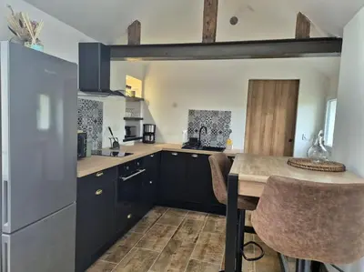 Cuisine ou kitchenette dans l'établissement gîte de félicité, calme et nature