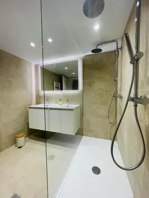 Salle de bains dans l'établissement Casa Atypique