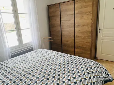 Un ou plusieurs lits dans un hébergement de l'établissement Villa avec piscine privée, 3 chambres à Saint-Jean-de-Monts - FR-1-323-552
