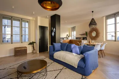 Coin salon dans l'établissement Appartement spacieux au cœur d'Angers étage 2 - 6 personnes