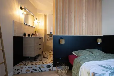 Un ou plusieurs lits dans un hébergement de l'établissement Appartement spacieux au cœur d'Angers étage 2 - 6 personnes