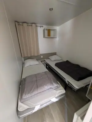 Plan de l'établissement Mobil home 4x8m et terrasse 18m2