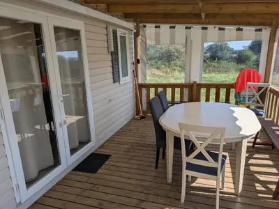 Plan de l'établissement Mobil home 4x8m et terrasse 18m2