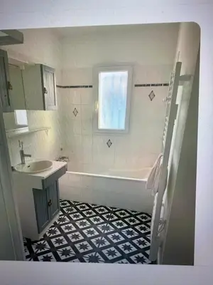 Salle de bains dans l'établissement Maison au Vieil à 200m de la mer