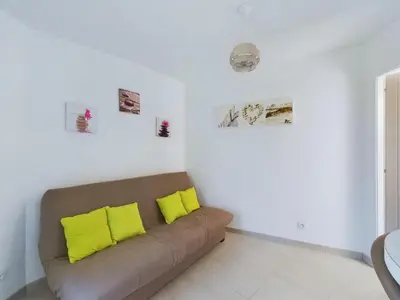 Coin salon dans l'établissement Maison pour 4 entre plages et marais salants