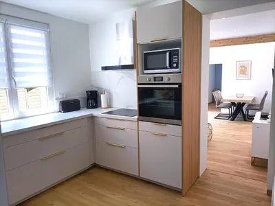 Cuisine ou kitchenette dans l'établissement Maison 5 pers neuve 300m de la mer