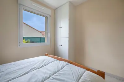 Un ou plusieurs lits dans un hébergement de l'établissement Maison de plain-pied - quartier calme pour six personnes