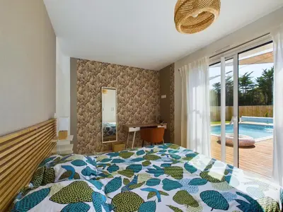 Piscine de l'établissement Maison pour 6 adultes avec piscine ou située à proximité