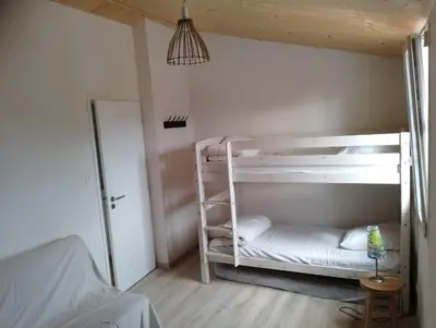 Un ou plusieurs lits dans un hébergement de l'établissement maison 6-8 personnes, 300m de la plage