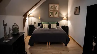 Un ou plusieurs lits dans un hébergement de l'établissement Dépendance maison bourgeoise