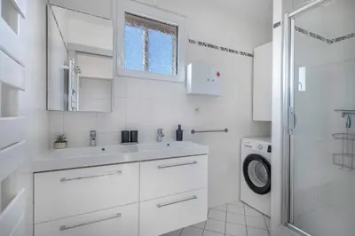 Salle de bains dans l'établissement Appart vue mer pour 4 à St Brevin les Pins