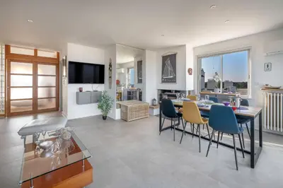 Télévision ou salle de divertissement dans l'établissement Appart vue mer pour 4 à St Brevin les Pins
