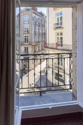 Balcon ou terrasse dans l'établissement Charmant 2 pièces ultra-centre au calme