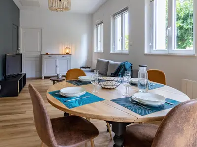 Coin salon dans l'établissement Maison rénovée avec jardin proche d'Angers - FR-1-622-92