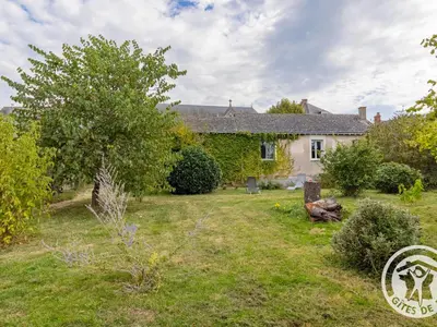 Jardin de l'établissement Maison rénovée avec jardin proche d'Angers - FR-1-622-92