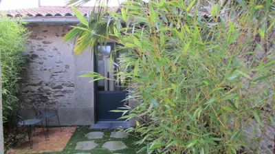 Jardin de l'établissement Le Cottage