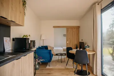Cuisine ou kitchenette dans l'établissement Chez Lilie