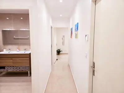 Salle de bains dans l'établissement Maison Challans