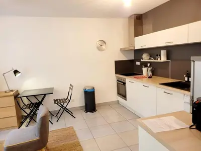 Cuisine ou kitchenette dans l'établissement Lil Bretech