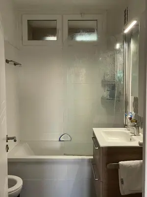 Salle de bains dans l'établissement Charmant Studio