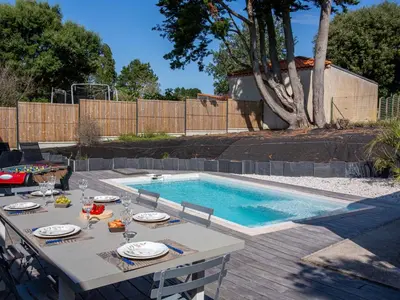 Piscine de l'établissement Villa Ker Rohan by Interhome ou située à proximité
