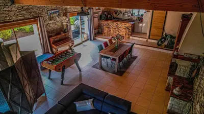 Coin salon dans l'établissement La chevrerie