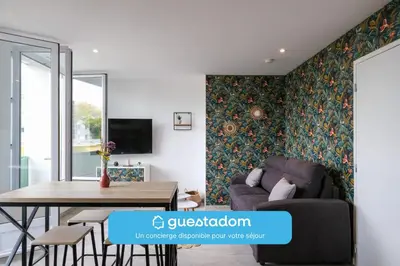 Télévision ou salle de divertissement dans l'établissement Le Penhoët -Proche Gare St Nazaire