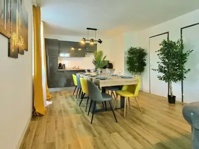 Plan de l'établissement Maison des chalets, 4ch, 8p - Angers -CHU