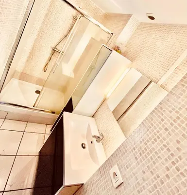 Salle de bains dans l'établissement Coup de foudre sur Erdre