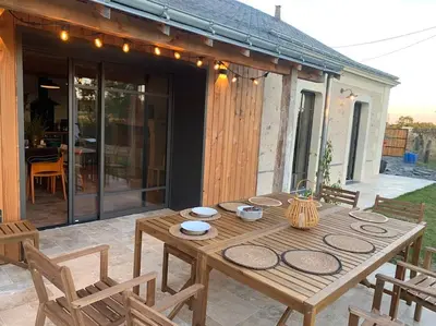 Terrasse ou espace extérieur de l'établissement Au temps suspendu-Les Rogeries