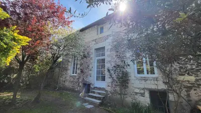 Jardin de l'établissement Loire and Baluchon