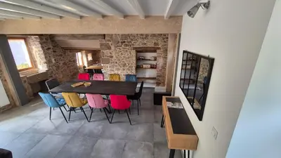 Coin salon dans l'établissement Le Cottage de Jousseaume