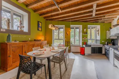 Cuisine ou kitchenette dans l'établissement La Capitainerie - Maison 6p avec grande terrasse