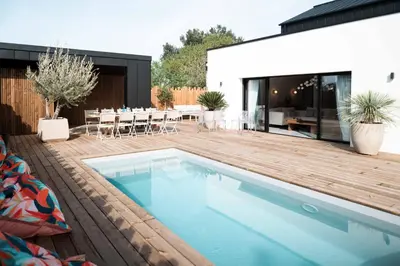 Piscine de l'établissement Villa Loire Harmony ou située à proximité