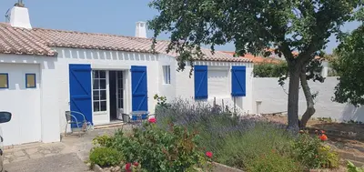 Jardin de l'établissement Maison familiale à 600 m de la plage