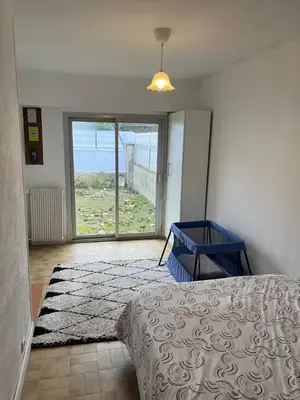 Un ou plusieurs lits dans un hébergement de l'établissement Nantes Maison entière 5 lits La Coulée