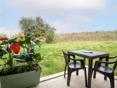 Jardin de l'établissement Apartment Atlantica-2 by Interhome