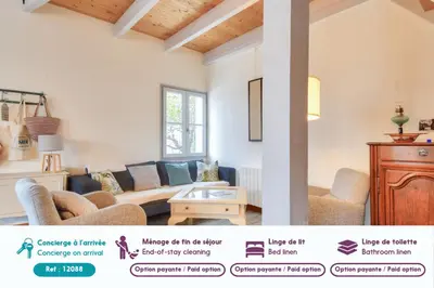 Coin salon dans l'établissement Maison pour 6, à proximité du centre ville