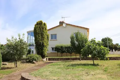 Jardin de l'établissement Le Gîte de Mellonia - 15 personnes - 20mn du Parc