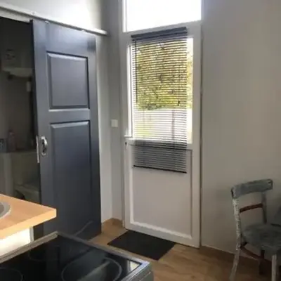 appartement indépendant dans jardin privé