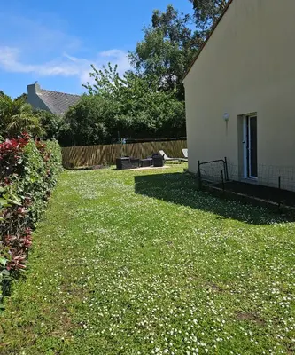 Jardin de l'établissement Les 6 chemins
