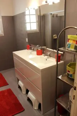 Salle de bains dans l'établissement Maison Familiale bord de mer