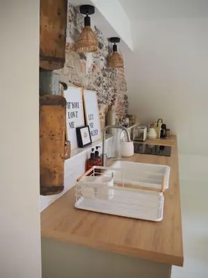 Cuisine ou kitchenette dans l'établissement Studio de charme refait à neuf place Graslin