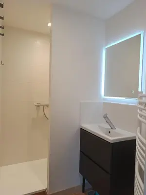 Salle de bains dans l'établissement La Templerie