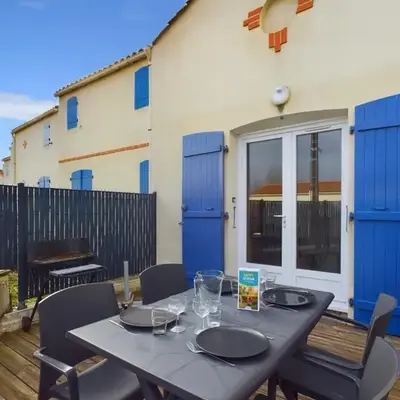 Saint-Hilaire - 350m de la plage