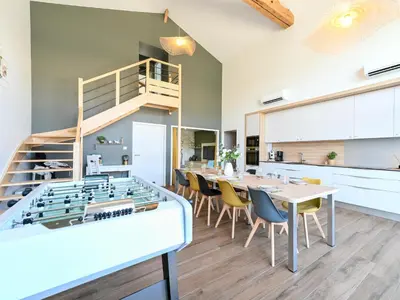 Cuisine ou kitchenette dans l'établissement Gîte L'Art du Rustique Chic - Sérénité et Elégance