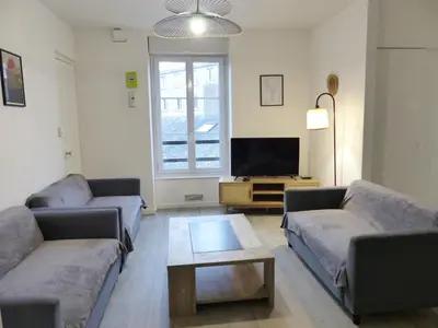 Coin salon dans l'établissement VIARME - Grand T4, 6 pers au calme en centre ville