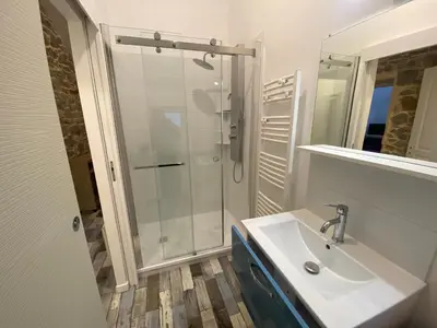 Salle de bains dans l'établissement Gîte de Bonabry